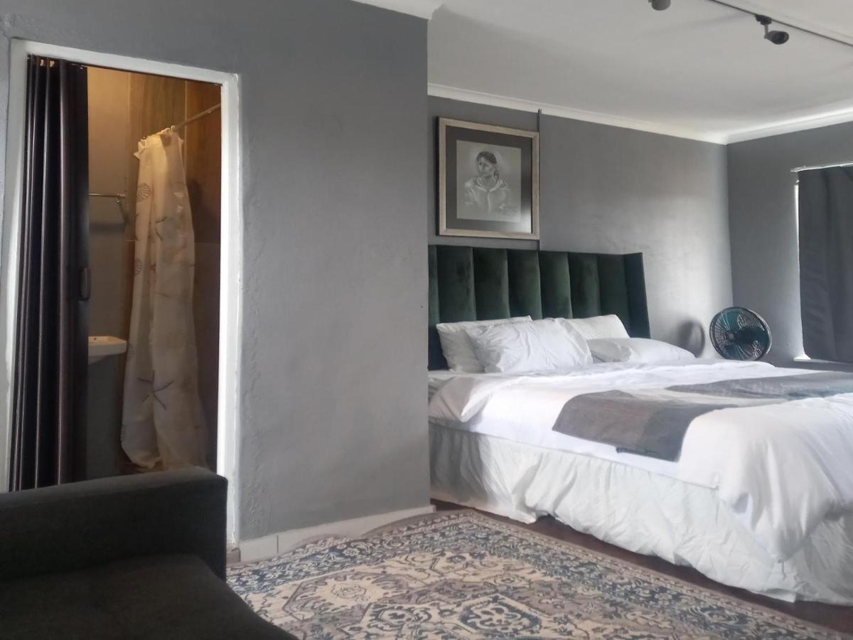 Pearl Lodge Cape Town